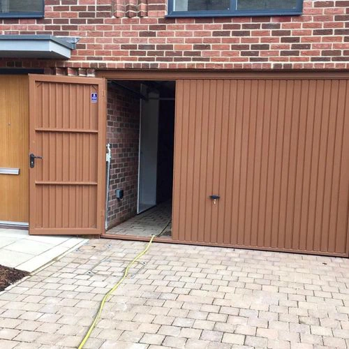 Фото цвета RAL Classic RAL 8024 Бежево-коричневый Фото цвета RAL Classic RAL 8024 Бежево-коричневый