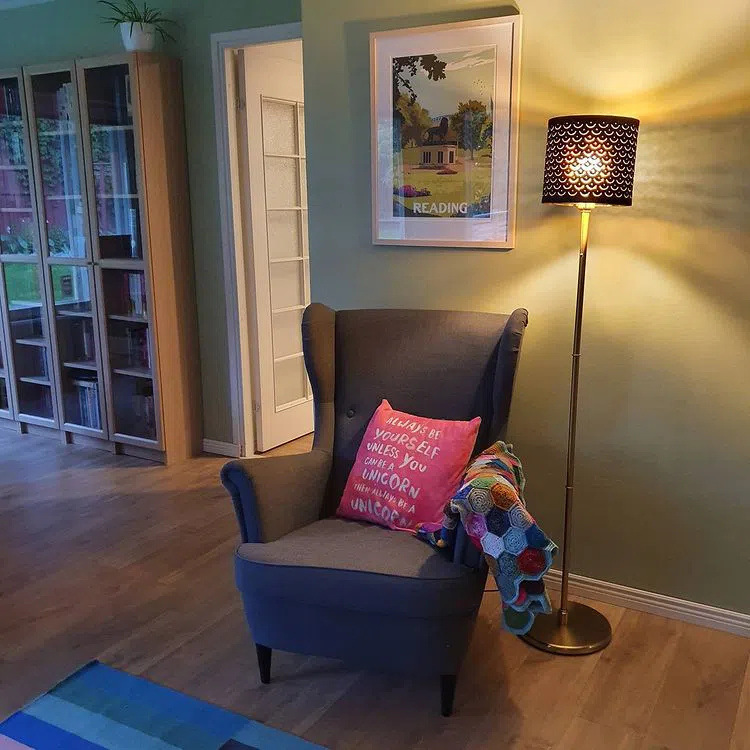 Фото цвета краски Тиккурила Нил в гостиной