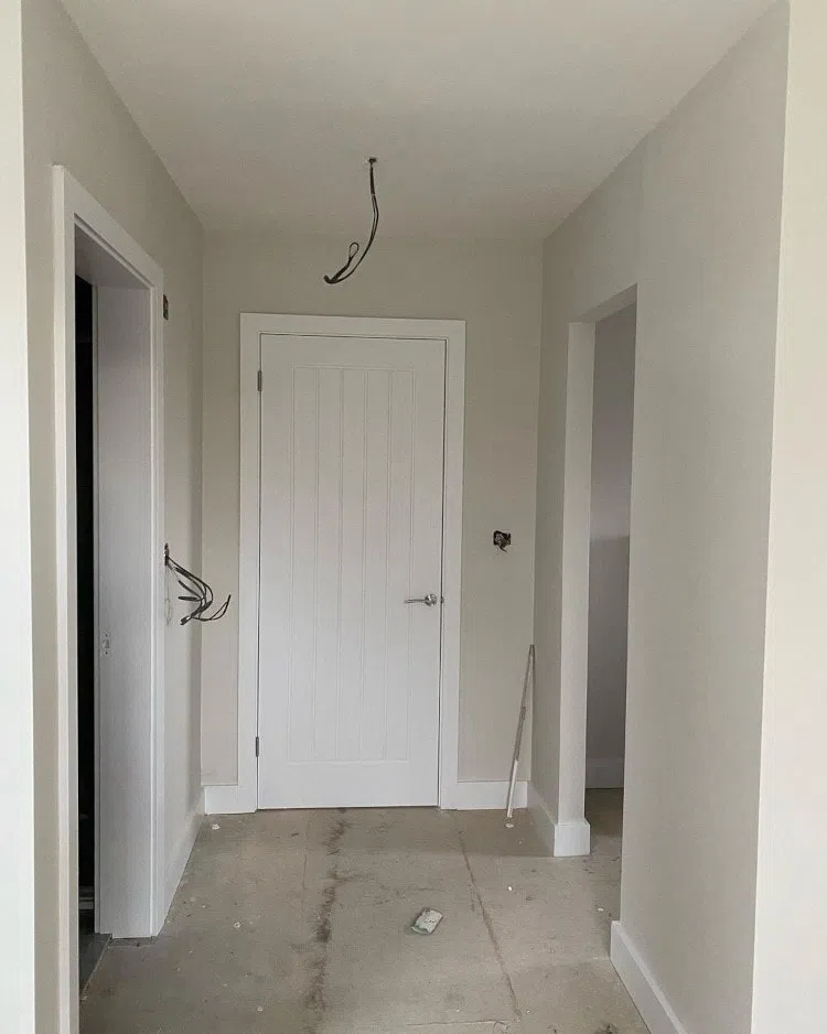 Серый коридор Farrow and Balls Ammonite