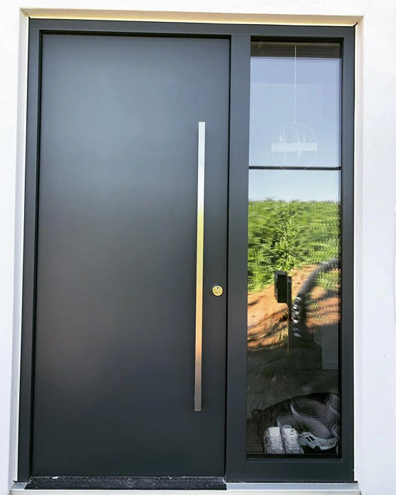 RAL 7016 входная дверь