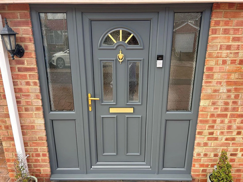 Basalt grey RAL 7012 входная дверь