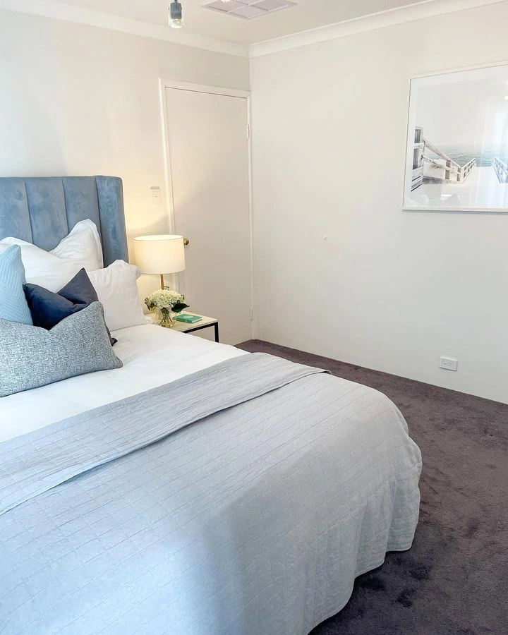 Dulux 50YY 83/029 Natural White в интерьере фото