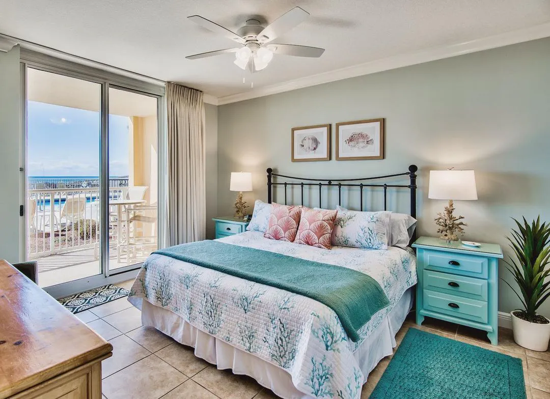 Sherwin Williams SW 6204 Sea Salt в интерьере фото