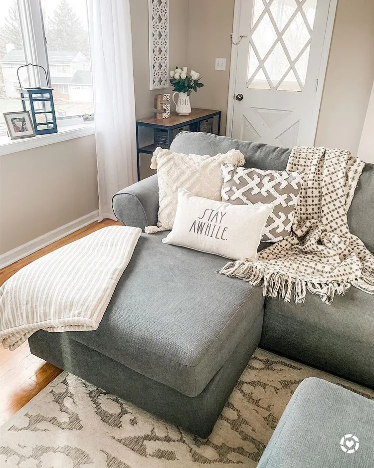 Sherwin Williams SW 7511 Bungalow Beige в интерьере фото