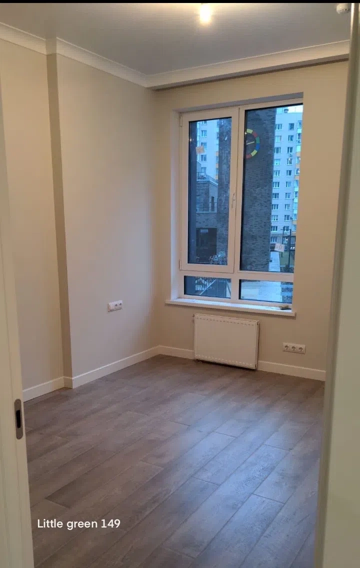 Комната в скандинавском стиле со стенами Little Greene Slaked Lime Mid