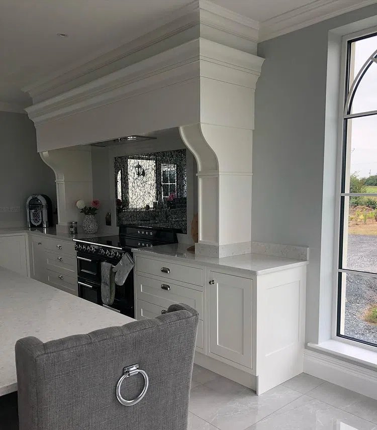 Классический интерьер загородного дома Farrow and Ball Dimpse