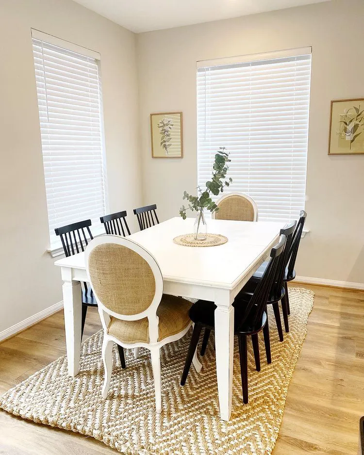 Sherwin Williams SW 9166 Drift of Mist в интерьере фото