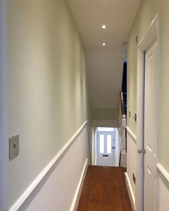 Dulux Cornish Clay бежевые стены