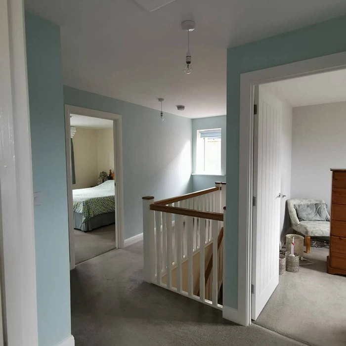 Dulux Peppermint Candy 10BG 72/057 в интерьере