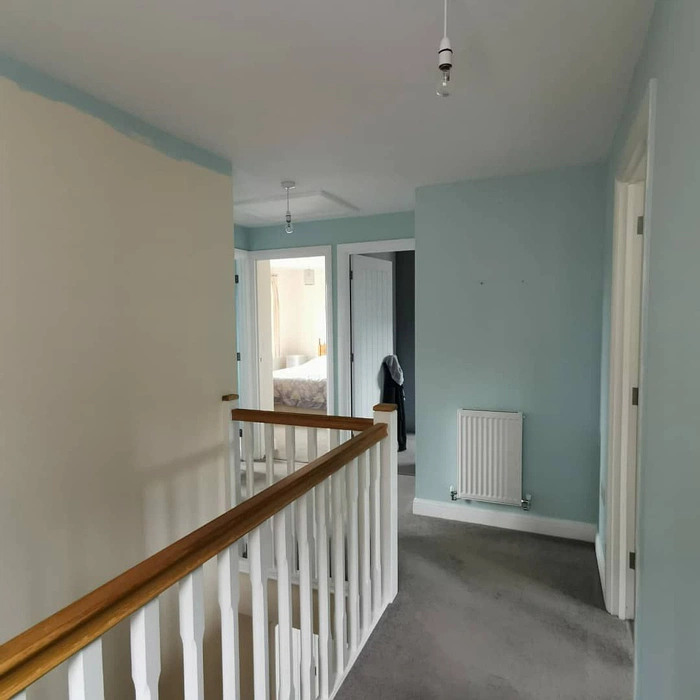 Dulux Peppermint Candy 10BG 72/057 в коридоре