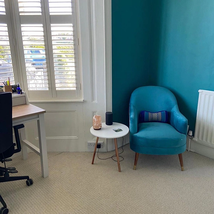 Dulux 90GG 21/219 морской зеленый цвет стен