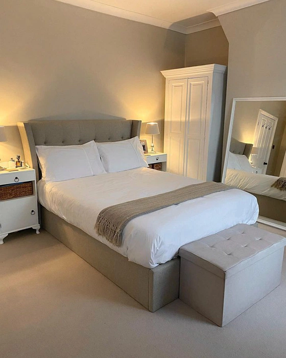 Dulux 40YY 65/061 бежевая спальная