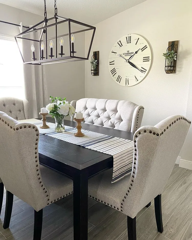 Sherwin Williams SW 7014 Eider White в интерьере фото