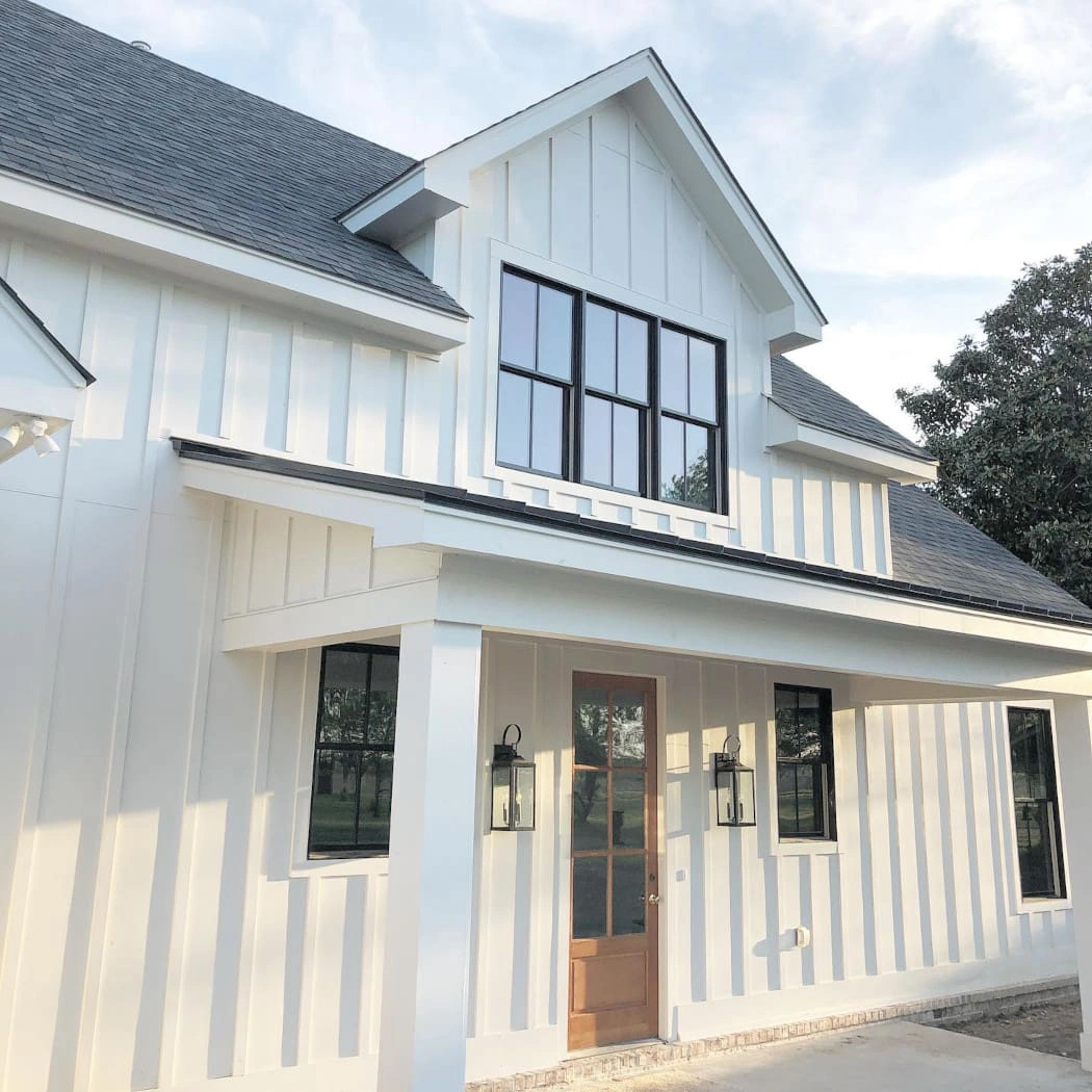 Sherwin Williams SW 7010 White Duck в интерьере фото