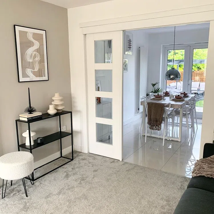 Цвет Farrow and Ball Cornforth White  в интерьере