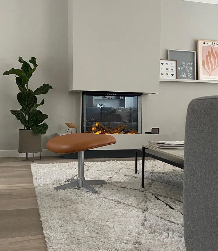 Минималистичный интерьер с цветом greige Farrow and Ball