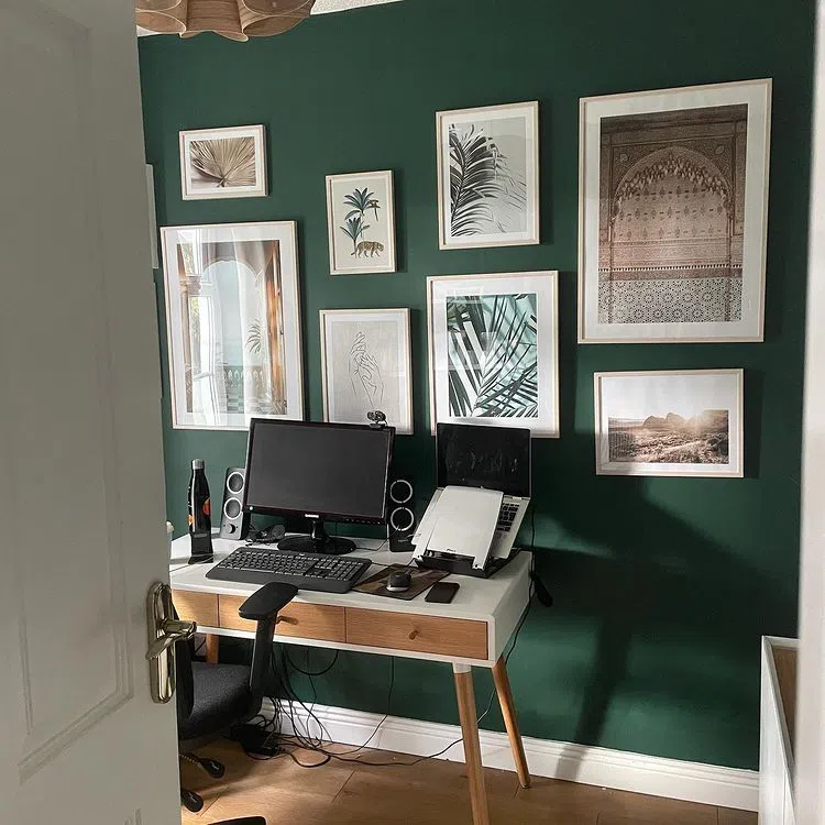 Рабочий кабинет с зелеными стенами M442 Фьорд