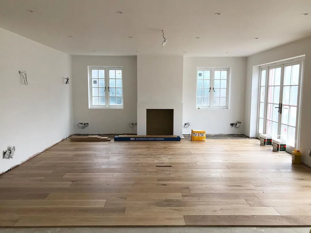 Интерьер с белыми стенами Little greene flint