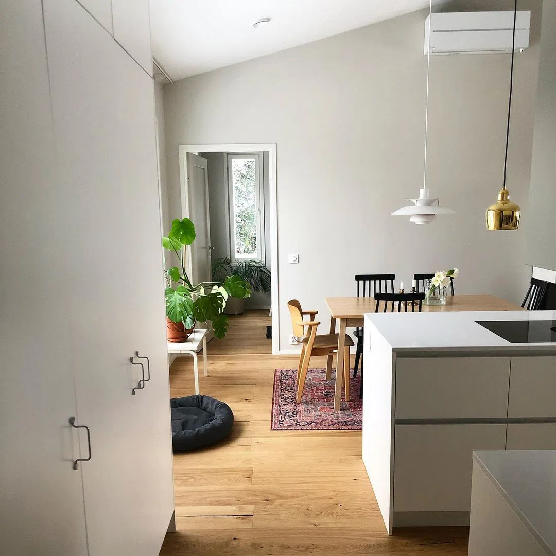 Современный минималистичный интерьер с G486