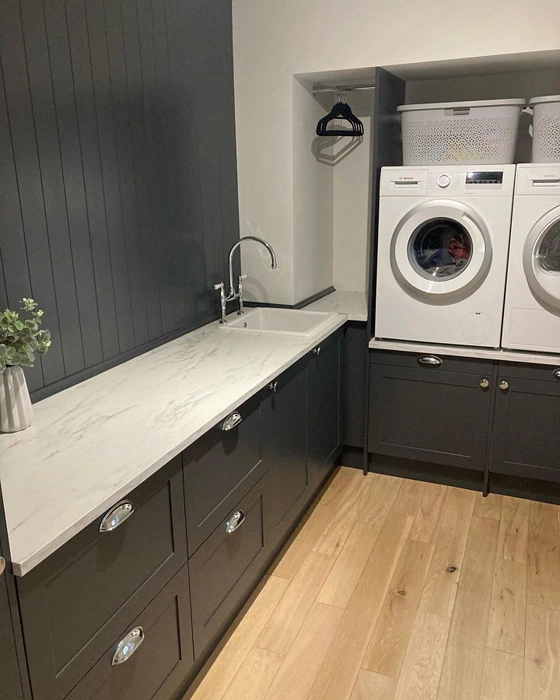 Graphite grey RAL 7024 на мебельных фасадах