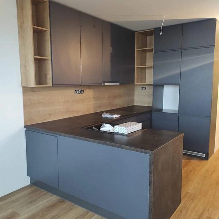 RAL 7024 графитовая кухня