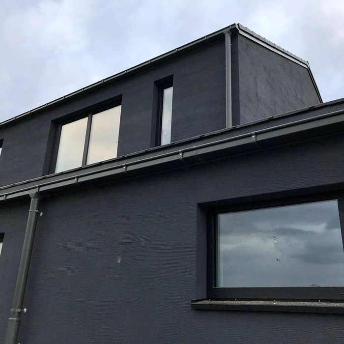 RAL 7024 фасад дома