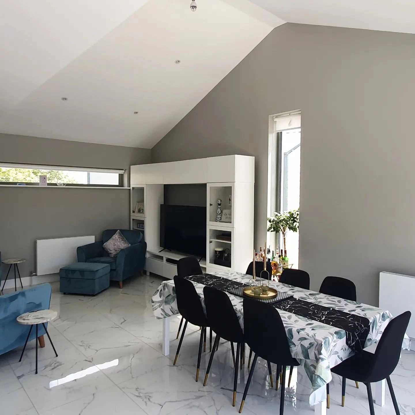 Farrow and Ball 88 Lamp Room Gray в интерьере фото