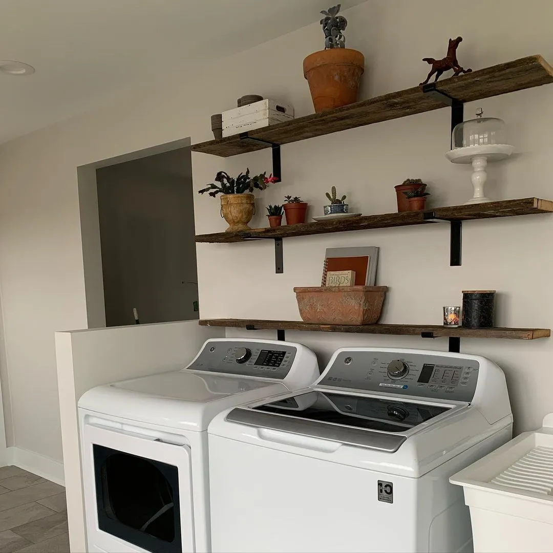 Sherwin Williams SW 7014 Eider White в интерьере фото