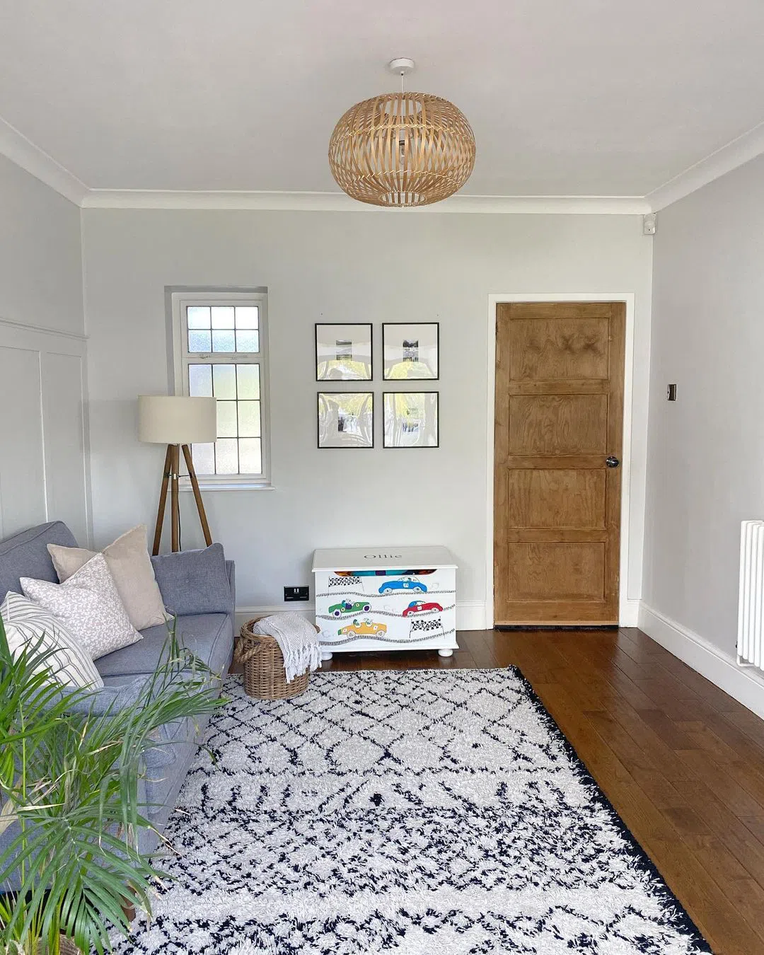 Скандинавский интерьер Little Greene French Grey Pale