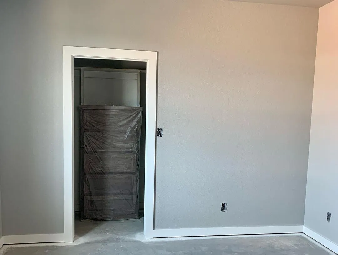 Sherwin Williams SW 0055 Light French Gray в интерьере фото