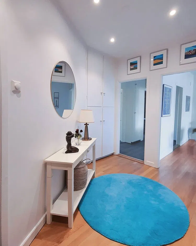 Белые стены Little Greene Loft White