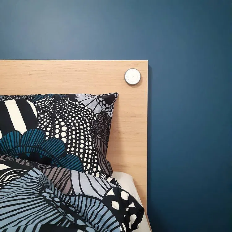 Темный синий оттенок с зеленым отливом Tikkurila Королевский