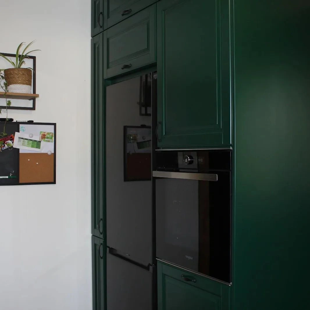 RAL Classic RAL 6005 Moss Green в интерьере фото