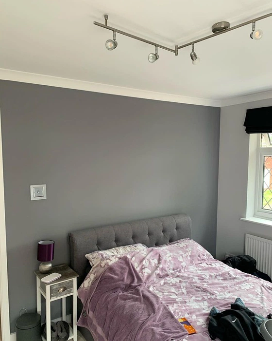 Dulux Natural Slate 30BB 31/022 спальня