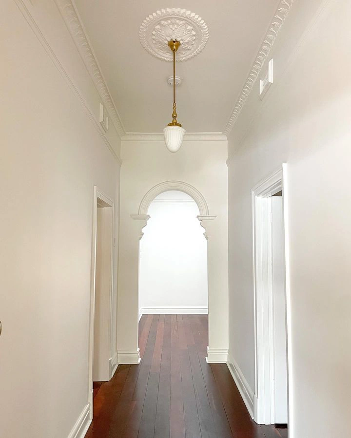 Dulux 50YY 83/029 Natural White в интерьере фото