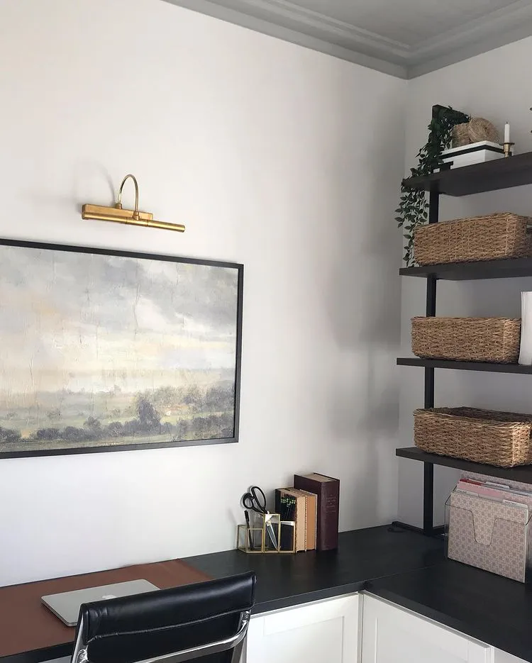 Sherwin Williams SW 7014 Eider White в интерьере фото