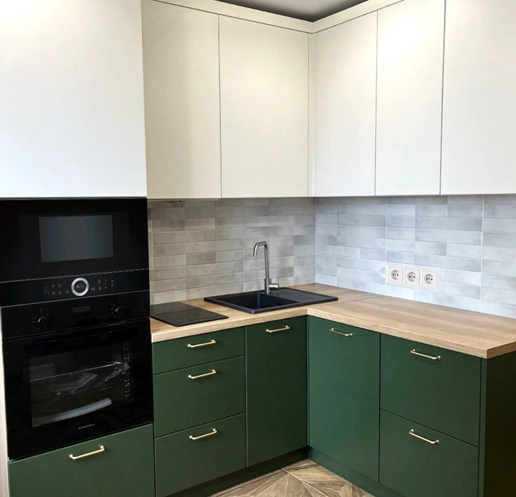 RAL 6003 зелёные фасады кухни