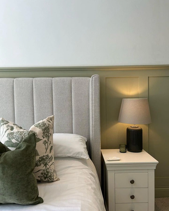 Dulux Gooseberry Fool 3 70YY 43/113 в спальне