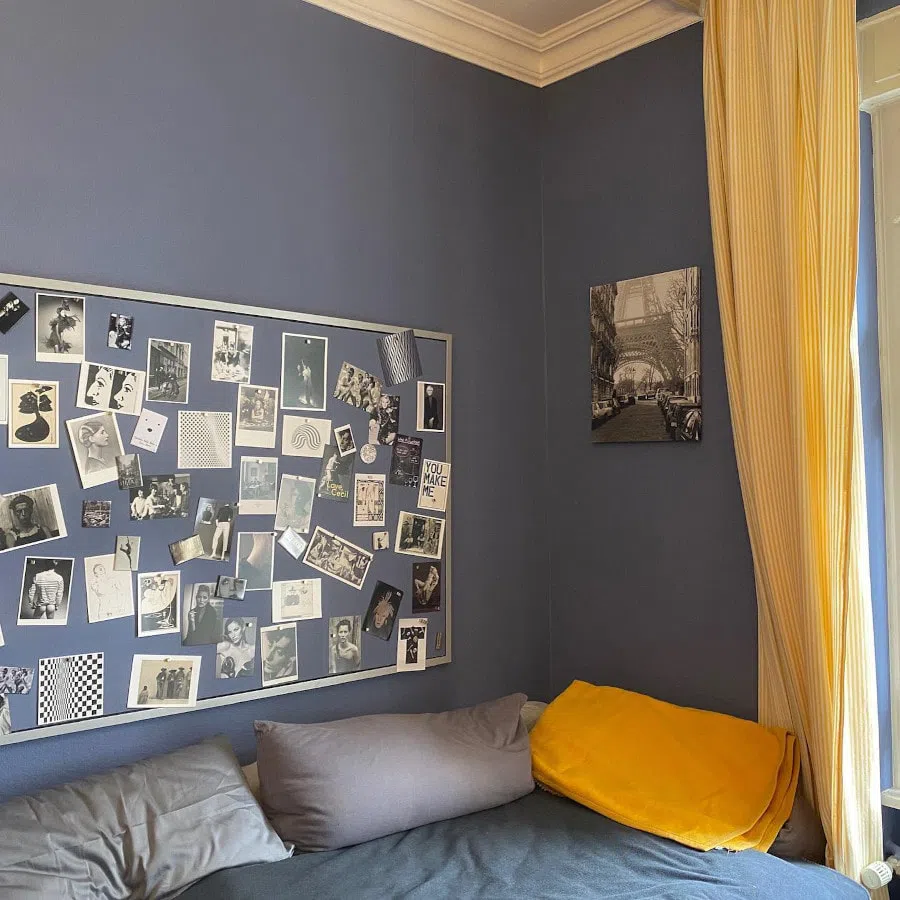 Серо-синий оттенок краски Little Gree Pale Lupin  в интерьере