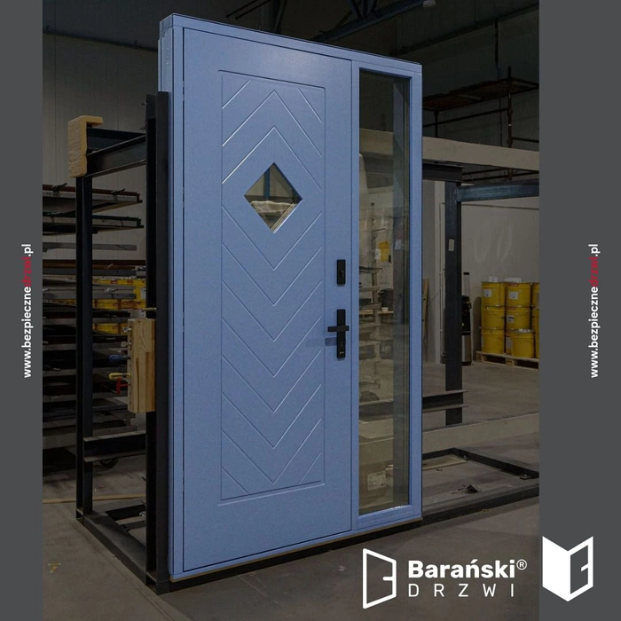 Pigeon blue RAL 5014 входная дверь