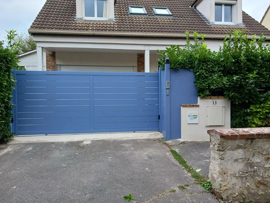 Pigeon blue RAL 5014 голубые ворота