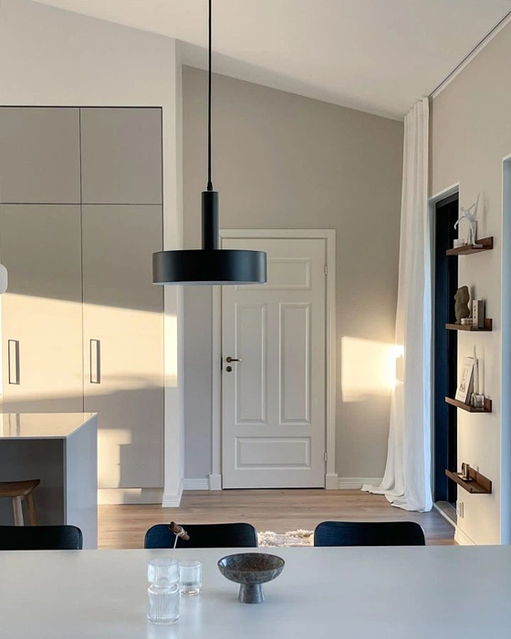 Tikkurila G486 в кухне-гостиной