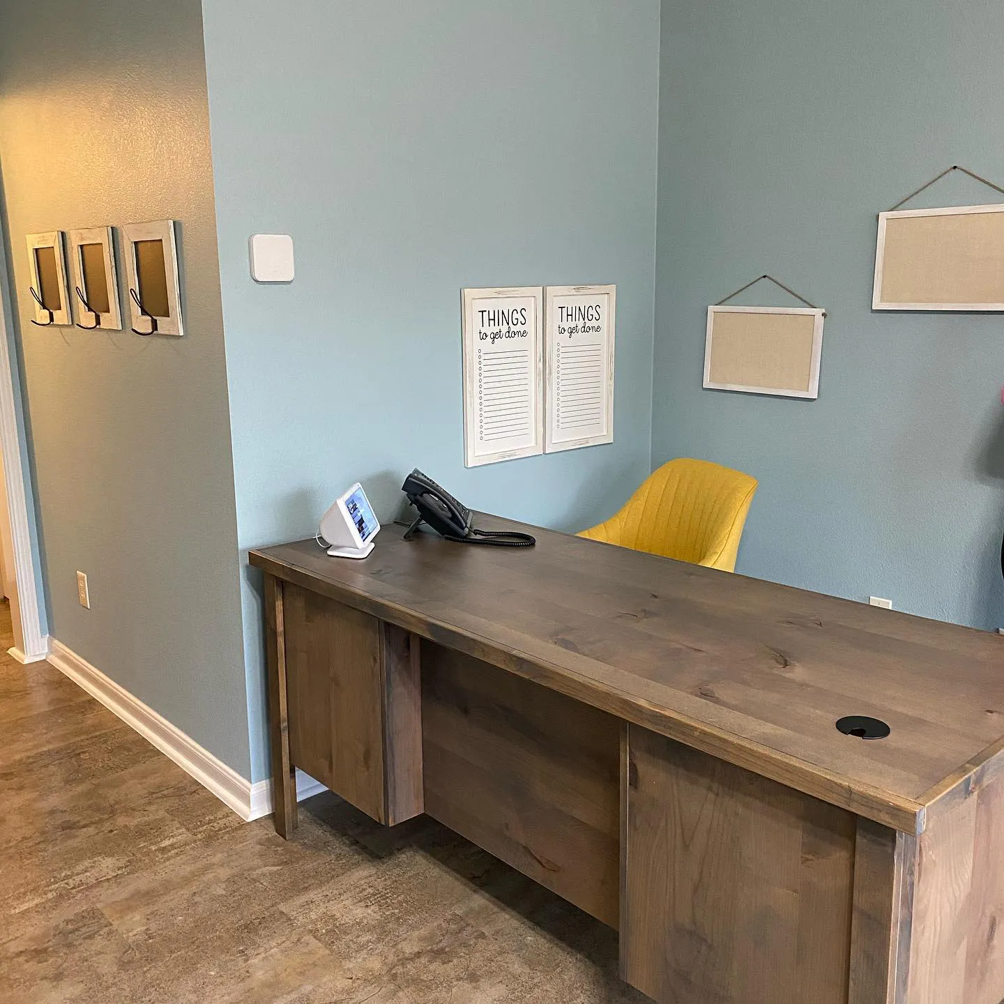 Sherwin Williams SW 6219 Rain в интерьере фото