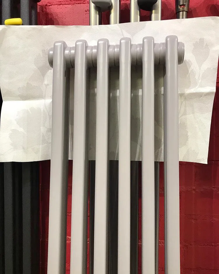 Крашеный радиатор Purma в сером цвете RAL7038