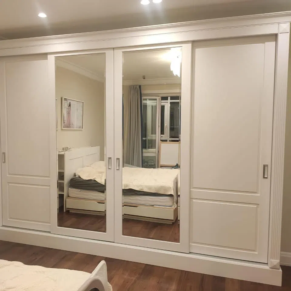 Шкаф с белыми фасадами RAL 9003 Classic