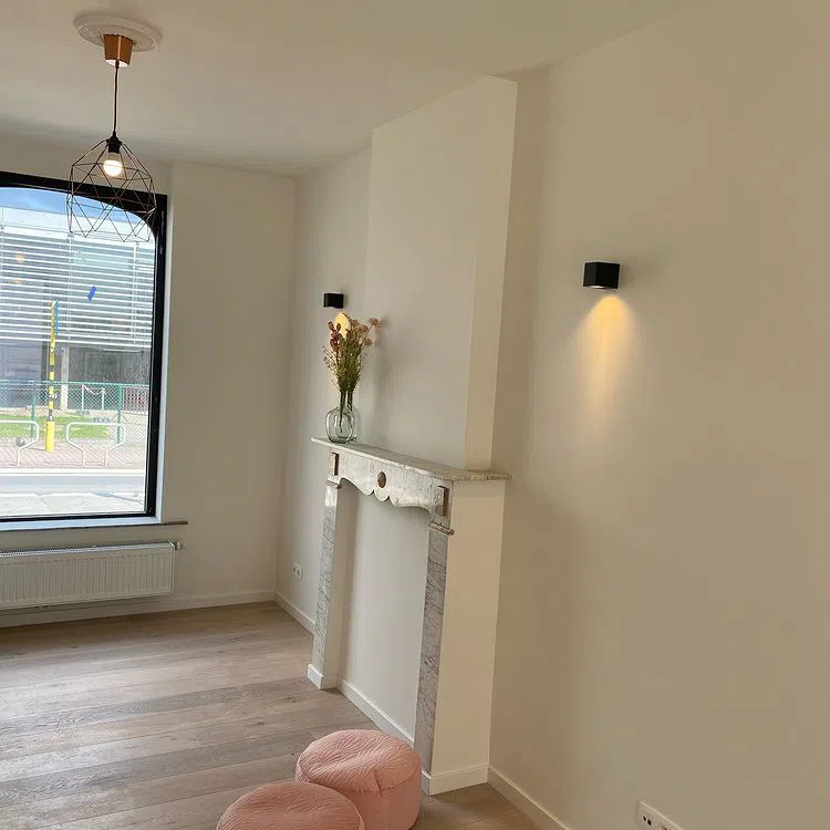 Комната с белыми стенами RAL9010