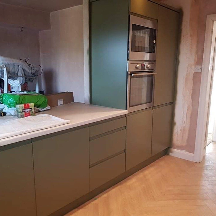 RAL 6013 на фасадах кухни