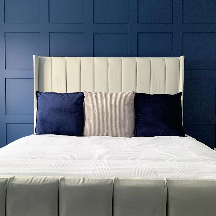 Dulux Sapphire Salute в спальне