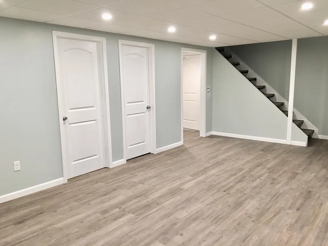 Sherwin Williams SW 6204 Sea Salt в интерьере фото