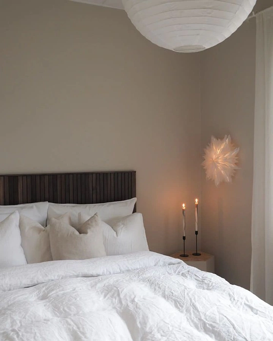 Tikkurila Шелковица H484 бежевая спальня